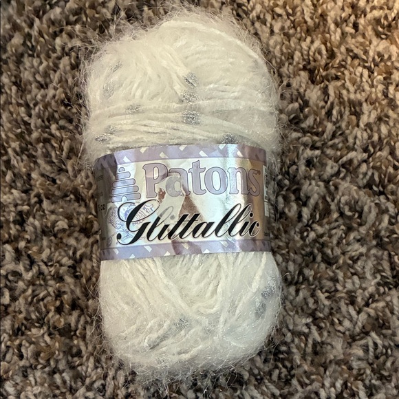 White & Silver Yarn Bundle - Picture 8 of 16